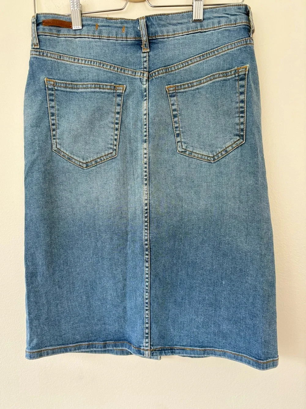 Pilcro & The Letterpress Anthropologie Denim Button Front Midi Skirt Size 2